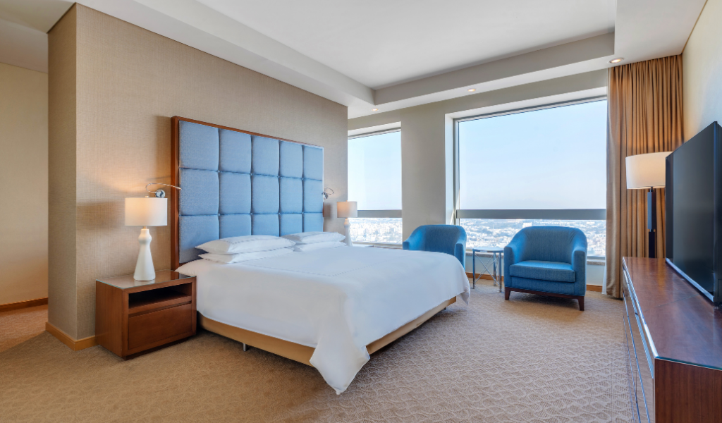 Corner Suite at Swissotel Al Ghurair